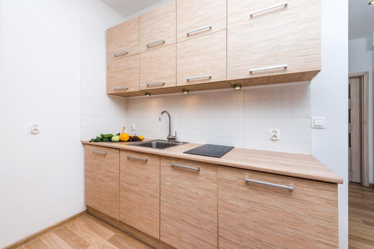 Hello Apartments City Center Of Old Town 3 Bedrooms Art & View غدانسك المظهر الخارجي الصورة