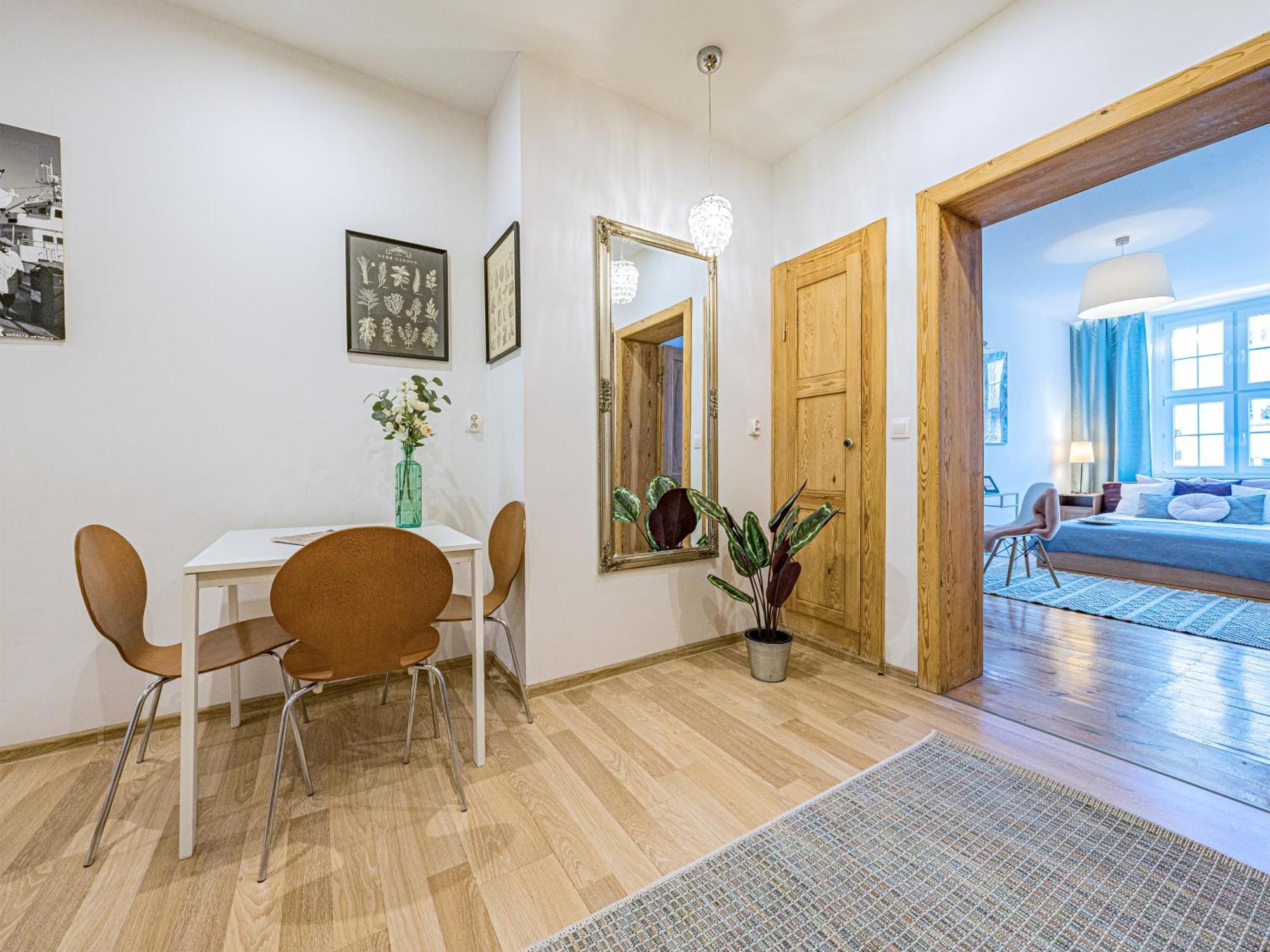 Hello Apartments City Center Of Old Town 3 Bedrooms Art & View غدانسك المظهر الخارجي الصورة